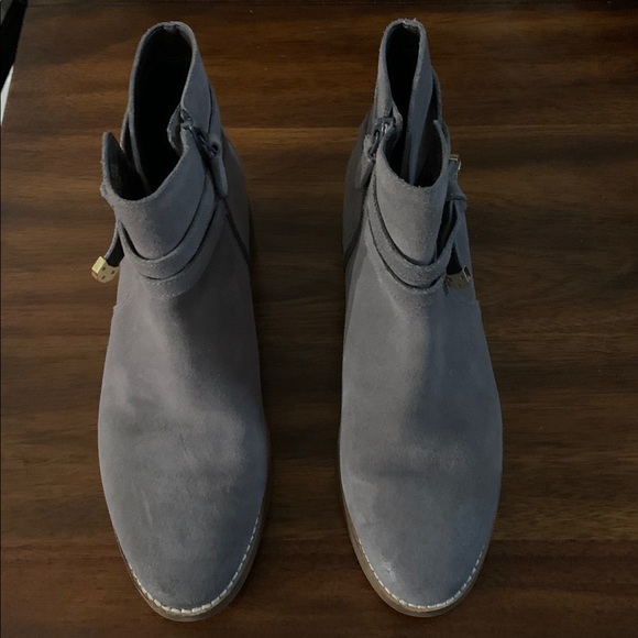 Like new Cole Haan gray suede ankle boots. - Picture 1 of 8